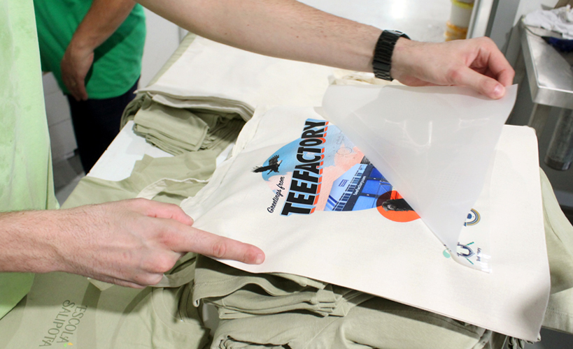 Film de transfert pour impression sur T-shirt Papier et étiquettes Film  transfert pour T-shirt textile blanc (5 feuilles)